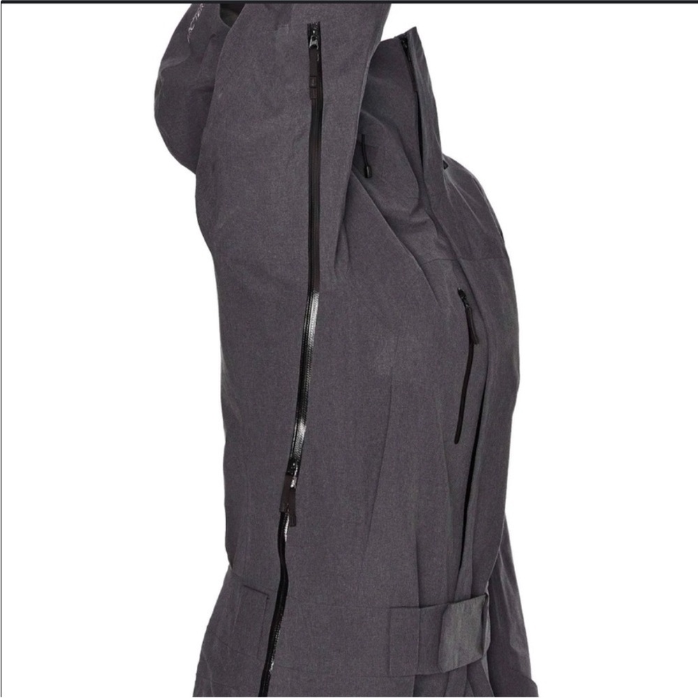 Arc’teryx Incendia Women’s One Piece Snowsuit - Picture 3 of 10